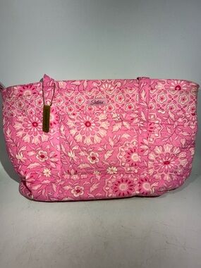 Pink passion Sister Line Longaberger Carry Me Away Quilted Tote Bag 18x13x4